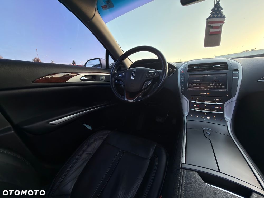 Lincoln MKZ - 31