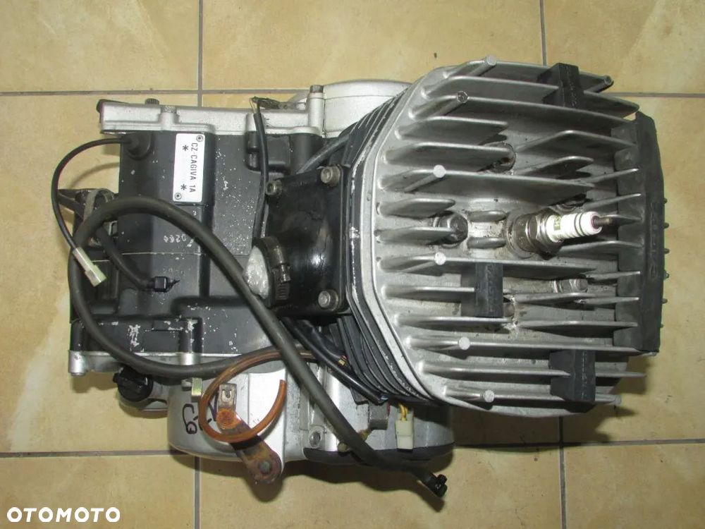 Cagiva 125 W8 silnik motor engine - 3