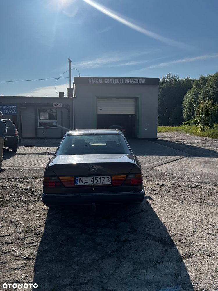 Mercedes-Benz W124 (1984-1993) - 4