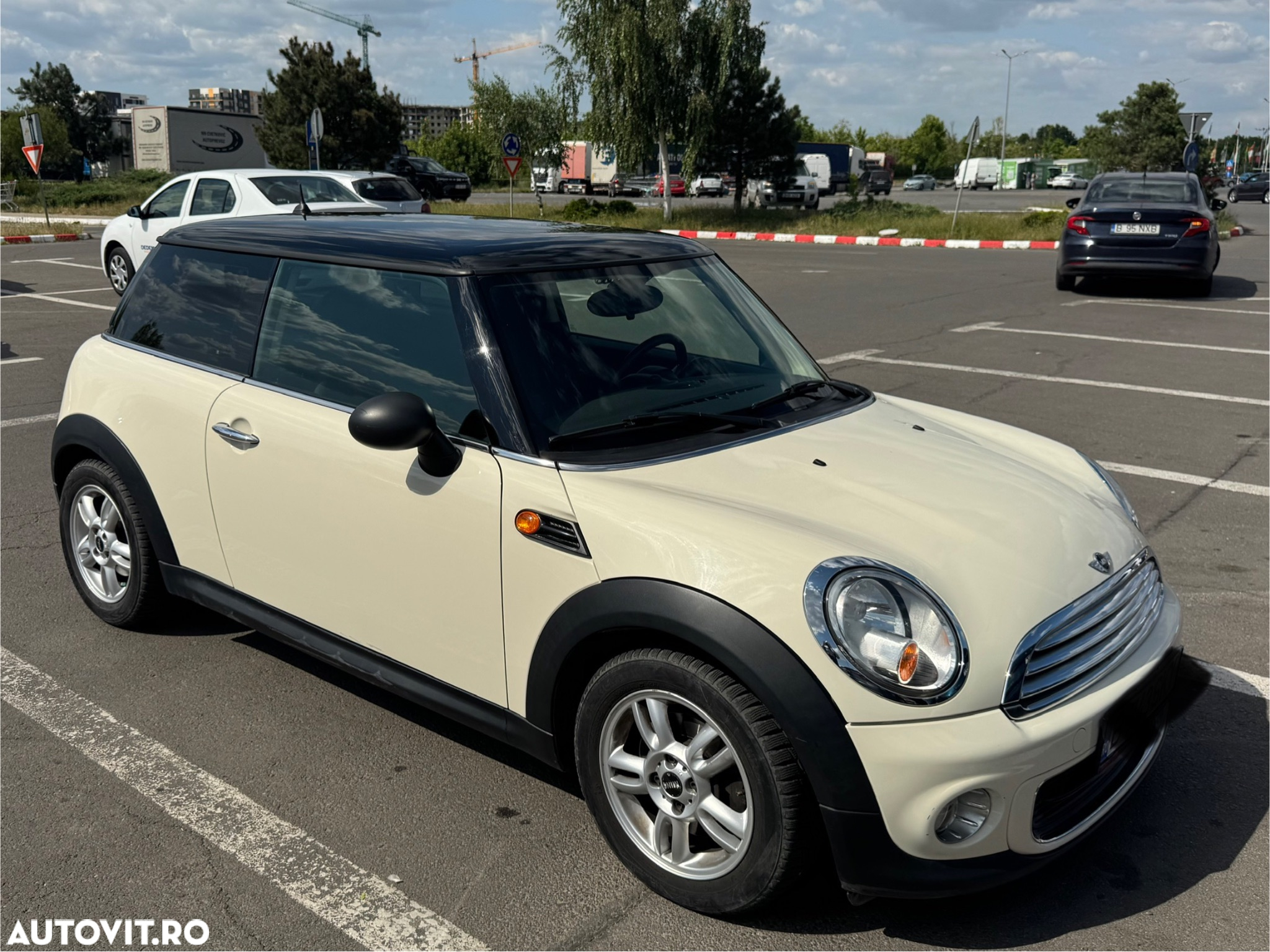 Mini ONE - 3