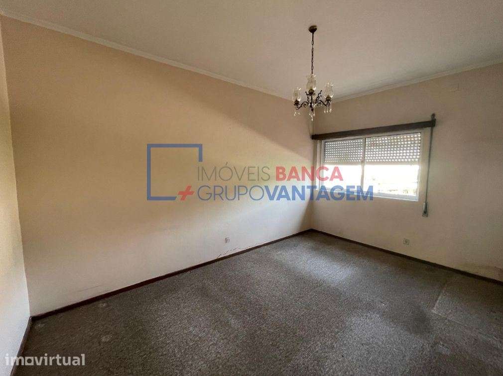 APARTAMENTO T2 - VERMOIM - V N FAMALICAO - Grande imagem: 3/13
