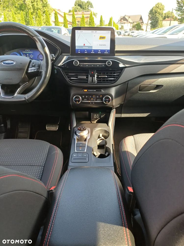 Ford Kuga 1.5 TDCi 2x4 ST-Line - 24