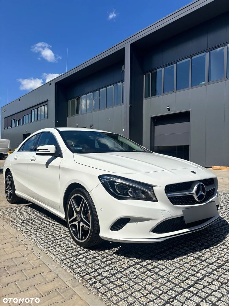 Mercedes-Benz CLA 180 7G-DCT - 14