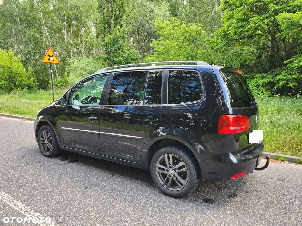 Volkswagen Touran 2.0 TDI Highline - 1