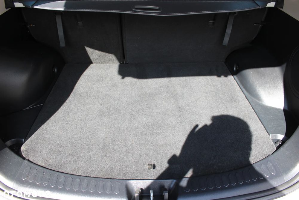 Kia Sportage 1.7 CRDI XL 2WD - 13
