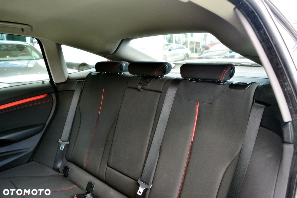 BMW 3GT 318d Modern Line - 24