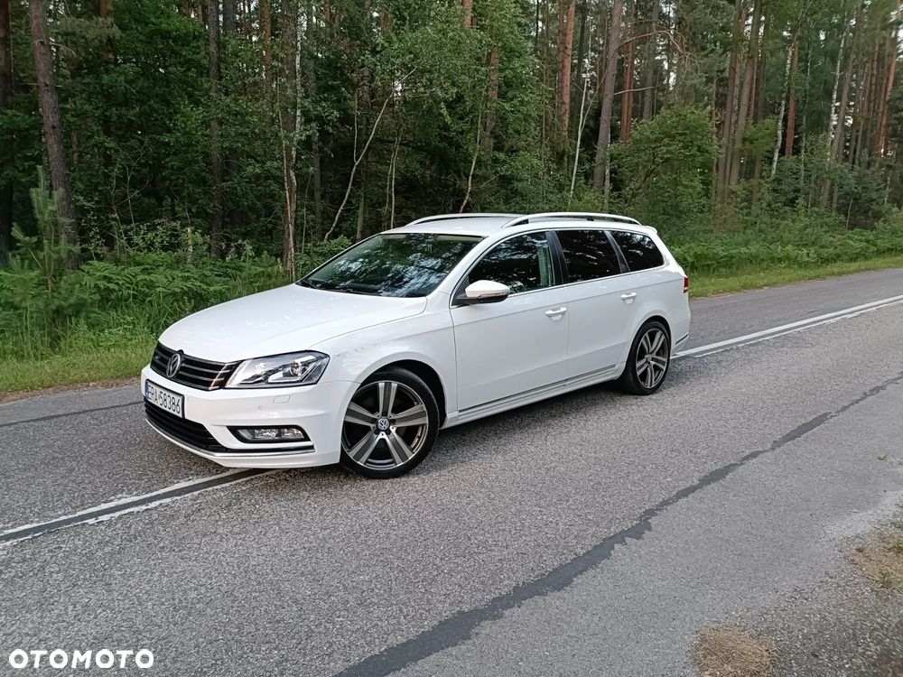 Volkswagen Passat 2.0 TDI Highline R-Style DSG - 28