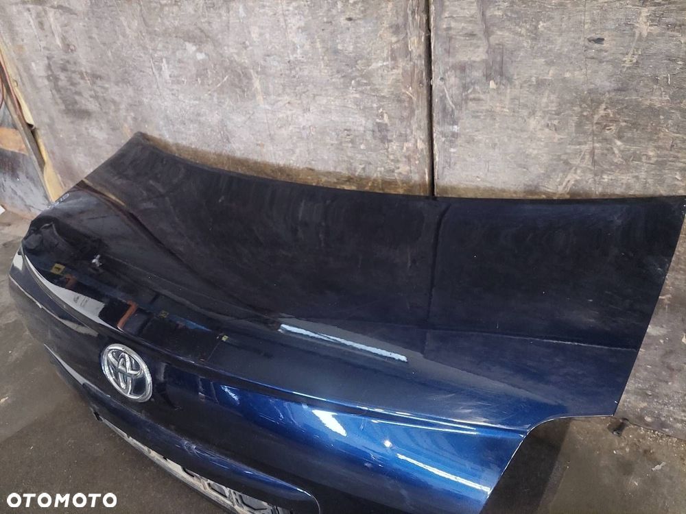 KOMPLETNY TYŁ KLAPA ZDERZAK LAMPY TOYOTA AVENSIS T25 LIFT SEDAN 8S6 - 11