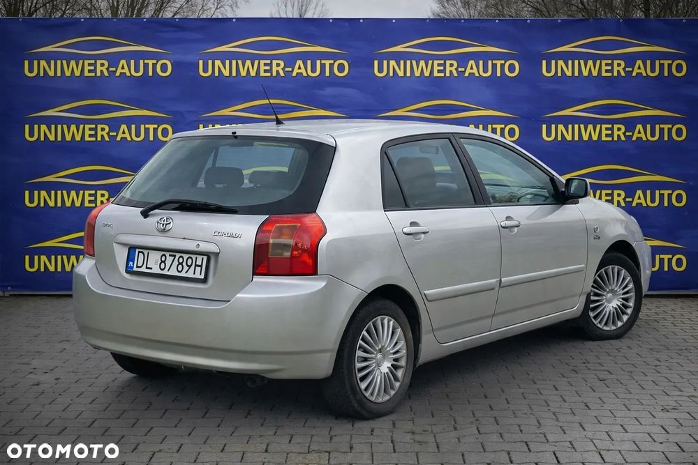 Toyota Corolla - 2