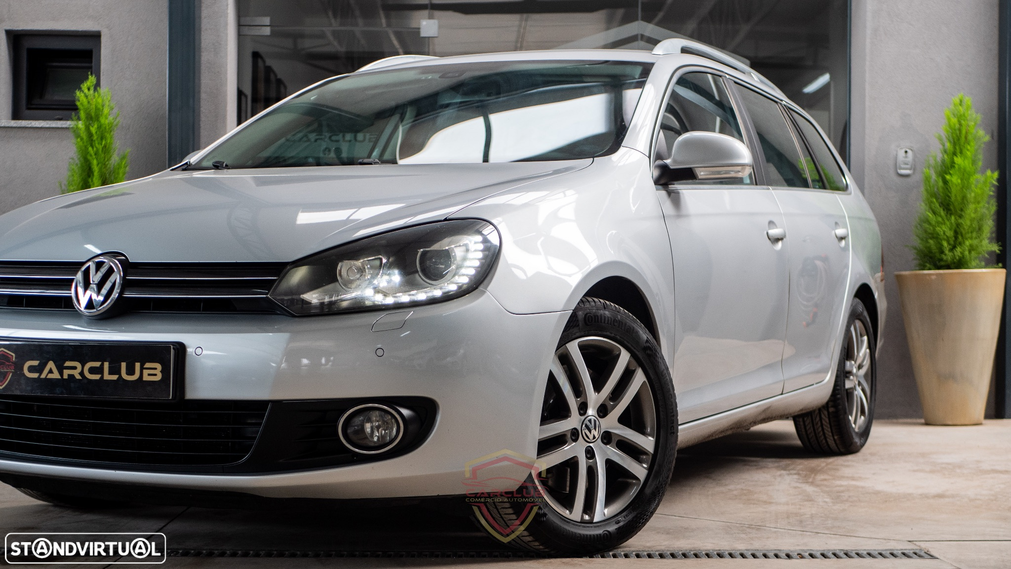 VW Golf Variant 2.0 TDi Confortline DSG - 2