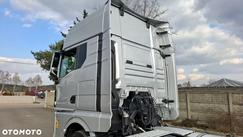 MAN TGX 18.510 / RETARDER / LOW DECK / MEGA / KLIMA POSTOJOWA / NA GWARANCJI 2027 - 9