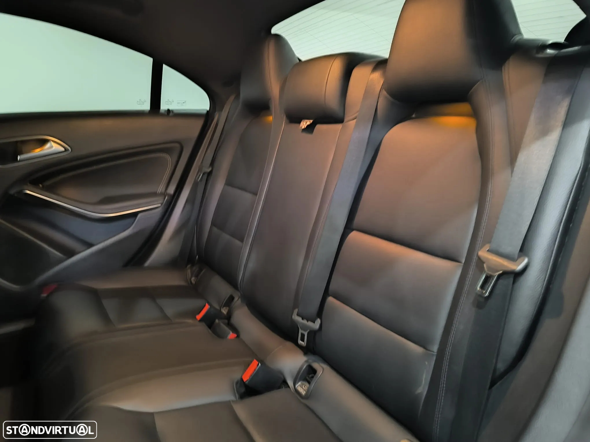 Mercedes-Benz CLA 180 CDi - 24