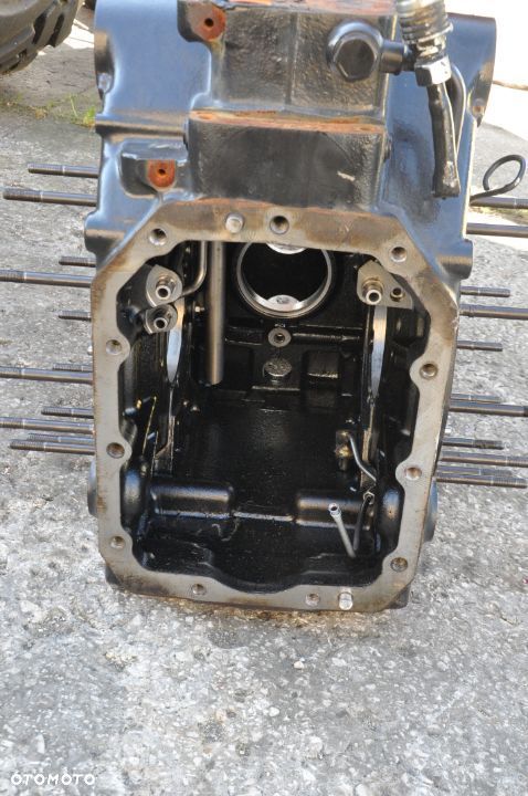 OBUDOWA TYLNEGO MOSTU NEW HOLLAND T7 140 165 170 200 225 NR 84210527 - 3