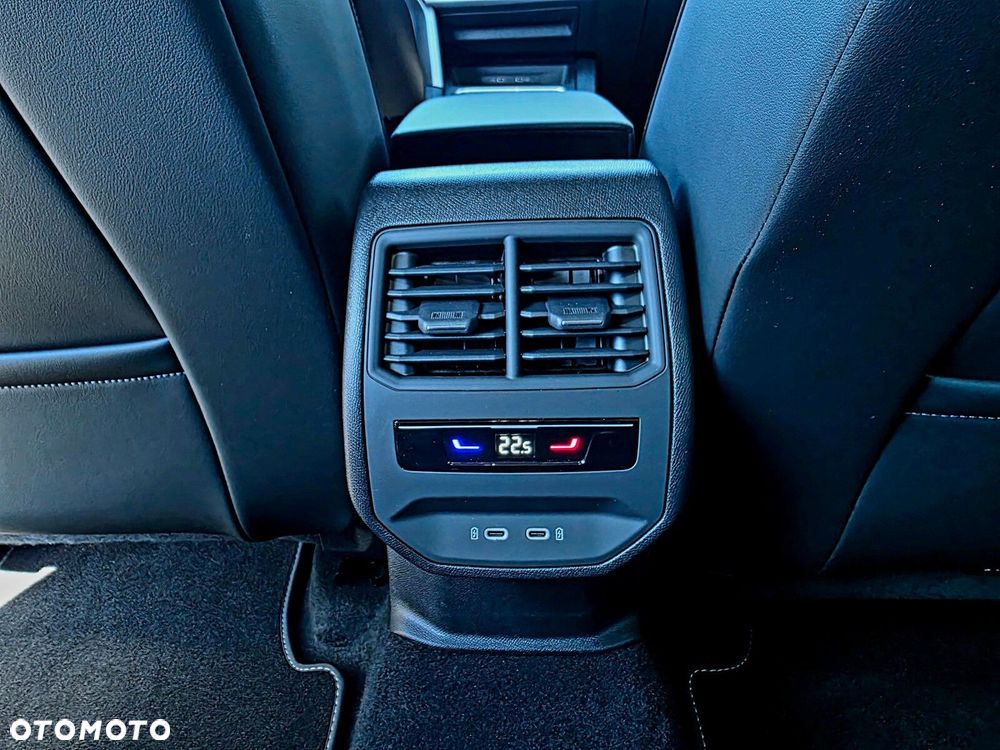 Seat Leon 1.5 eTSI FR DSG - 35