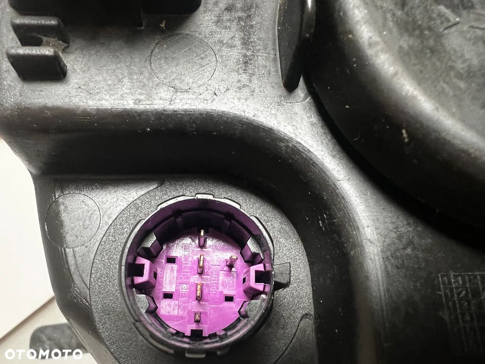 LAMPA PRAWA PRZÓD - FIAT 500L 12-17 EU 47520748 - 2