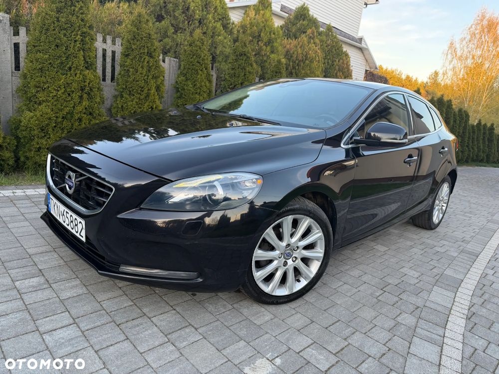 Volvo V40 D2 Momentum - 2