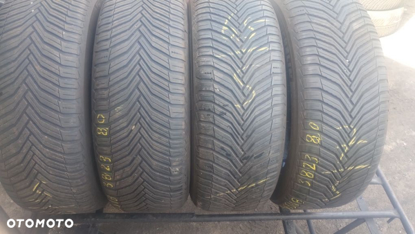 225.55.18 Michelin cross climate 2 2023 topczewski Team