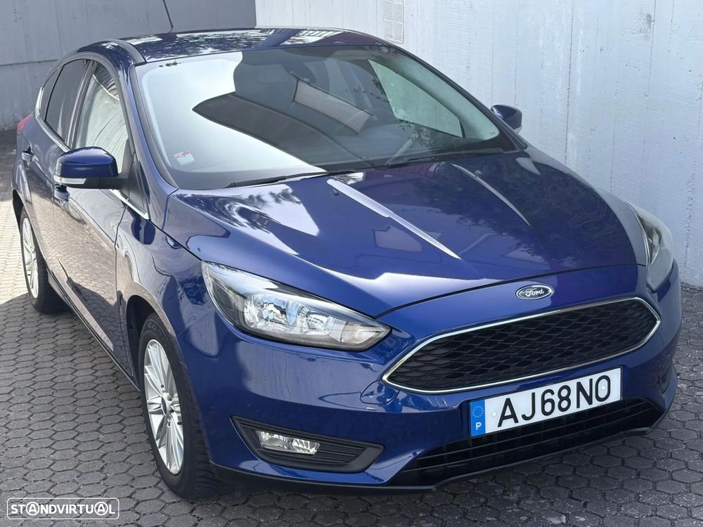 Ford Focus 1.0 EcoBoost S&S COOL&CONNECT DESIGN - 3