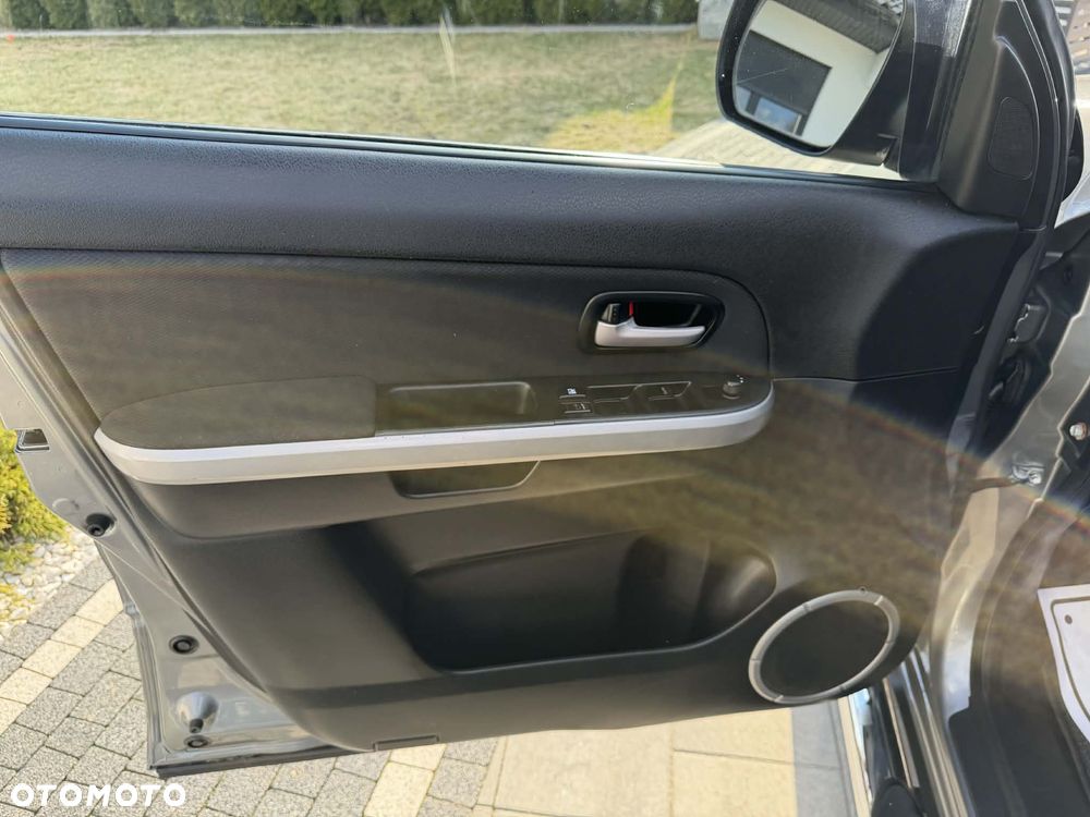 Suzuki Grand Vitara 2.0 Comfort Limited - 23