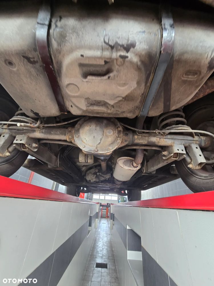 Jeep Cherokee 3.7L Limited - 8