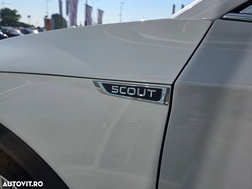 Skoda Octavia 2.0 TDI DSG 4X4 Scout - 11