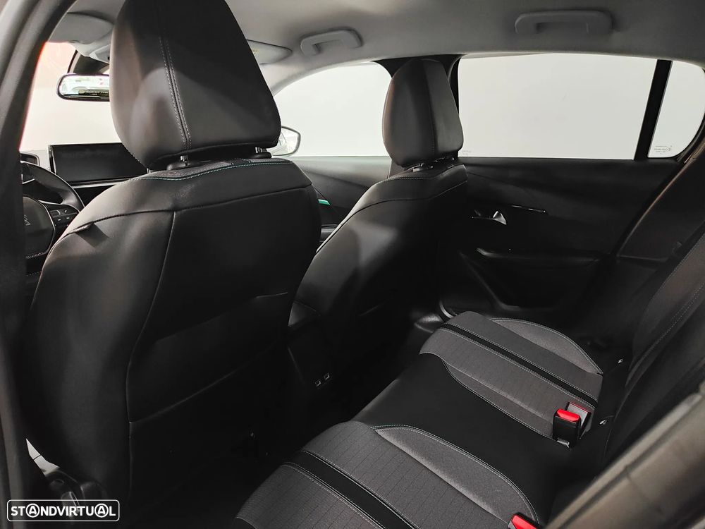 Peugeot 208 1.2 PureTech Allure Pack - 30
