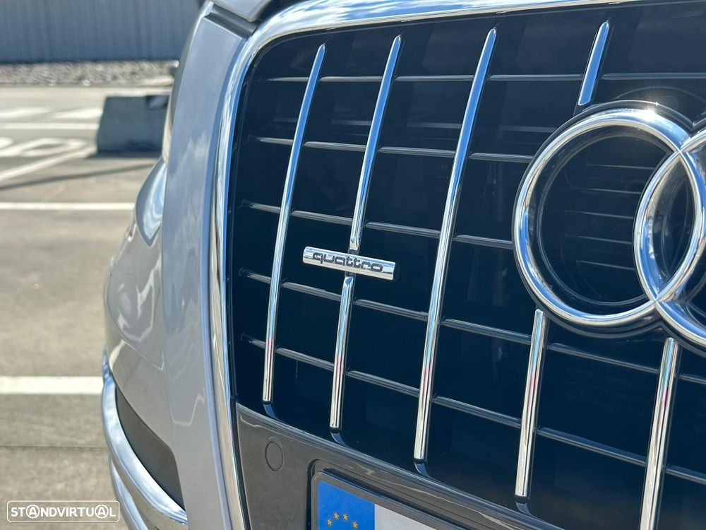 Audi Q5 3.0 TDI Exclusive S-tronic - 29