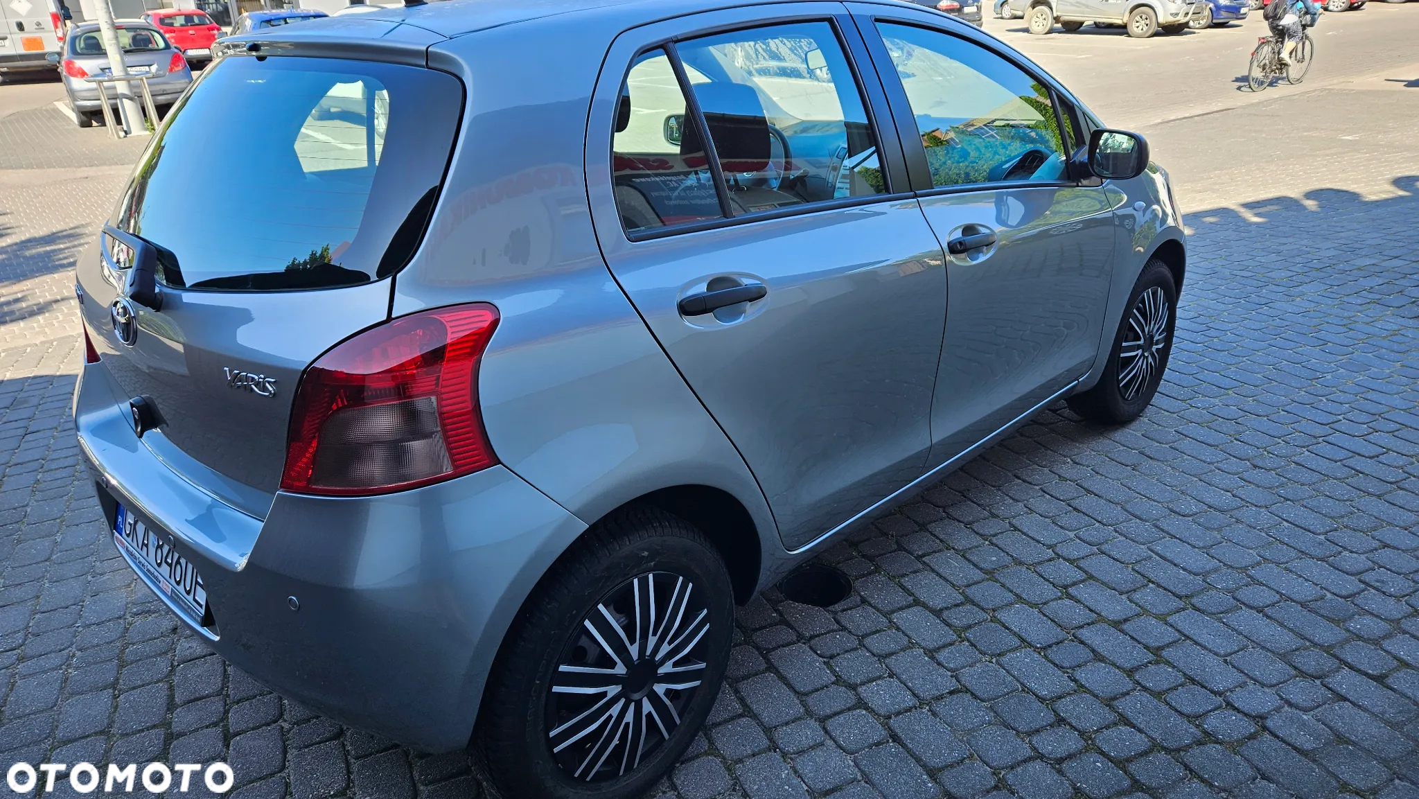 Toyota Yaris 1.3 Luna - 4