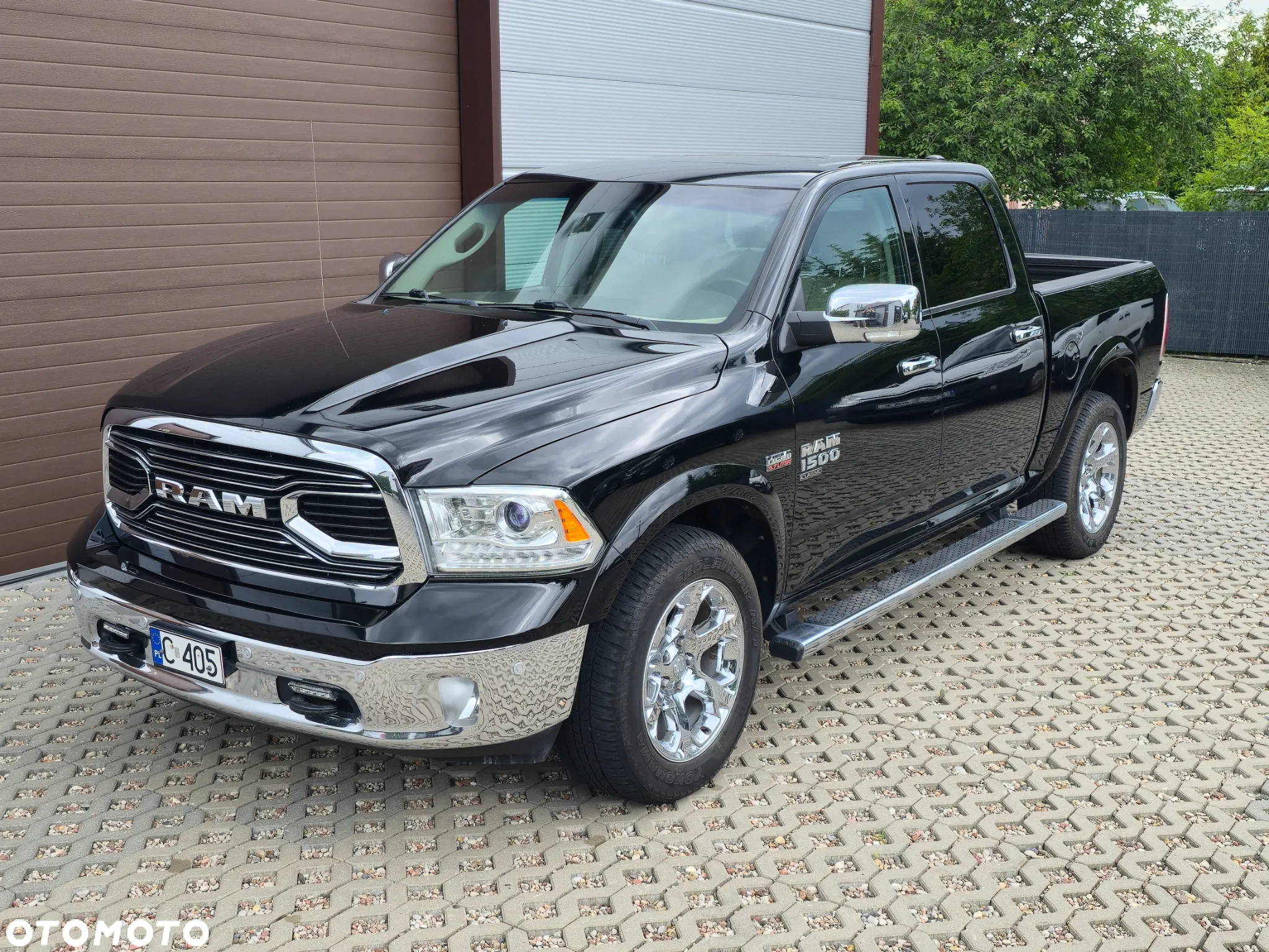 RAM 1500 5.7 Crew Cab Shortbed Laramie Sport Full - 13