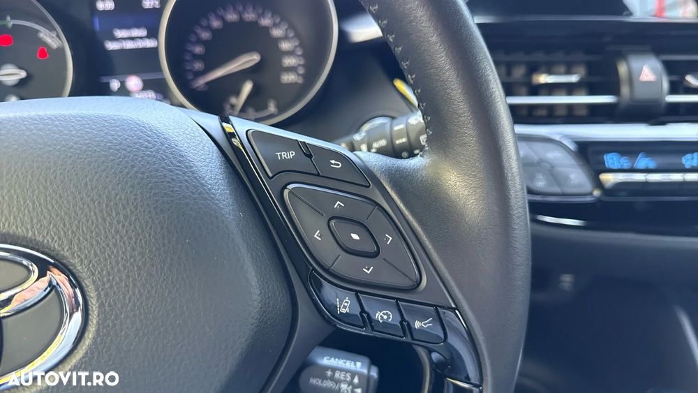 Toyota C-HR 1.8 HSD 122 CP 4x2 CVT Core - 29
