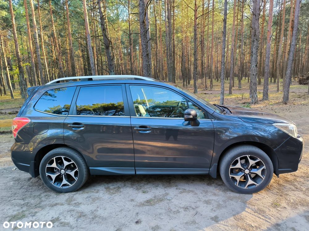 Subaru Forester 2.0XT Platinum Lineartronic - 11