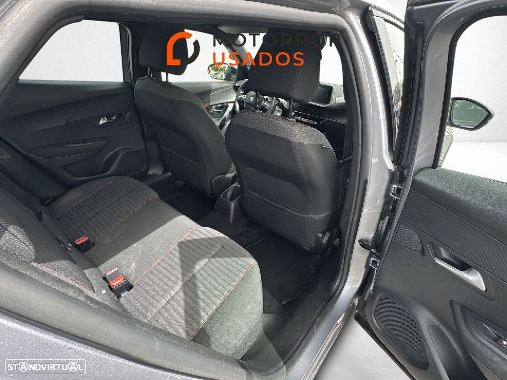 Peugeot 2008 1.2 Style — fotografia 9