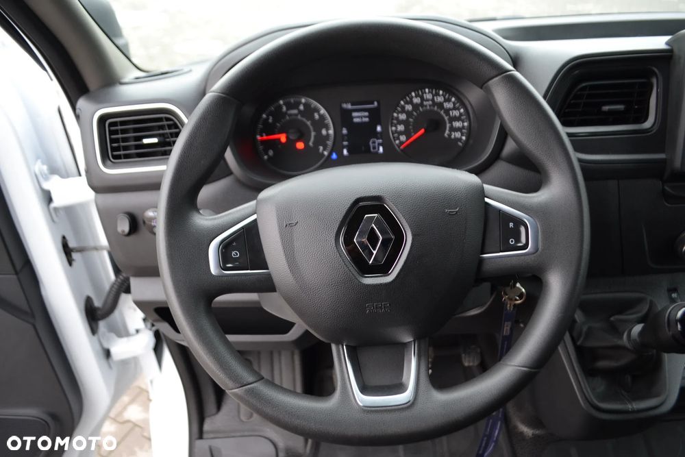 Renault Master - 15