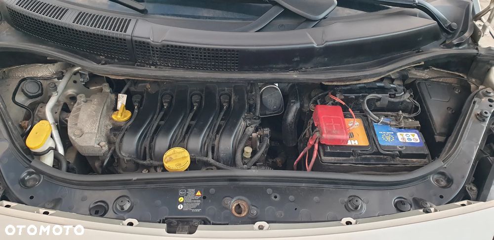 Renault Scenic 1.6 16V Authentique - 21