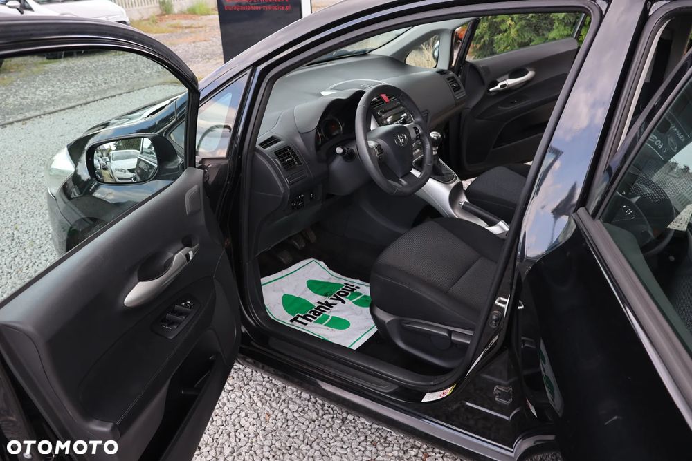 Toyota Auris 1.6 Dynamic - 8
