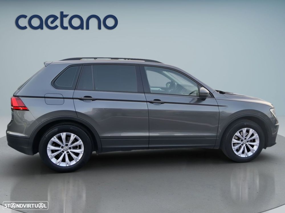 VW Tiguan 1.6 TDI Confortline - 7
