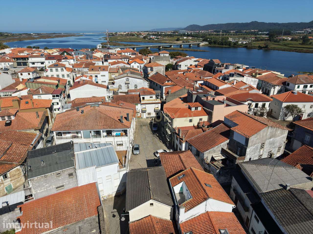 Moradia T4 na Zona Histórica de Fão – A 300 metros do Rio - Grande imagem: 5/30