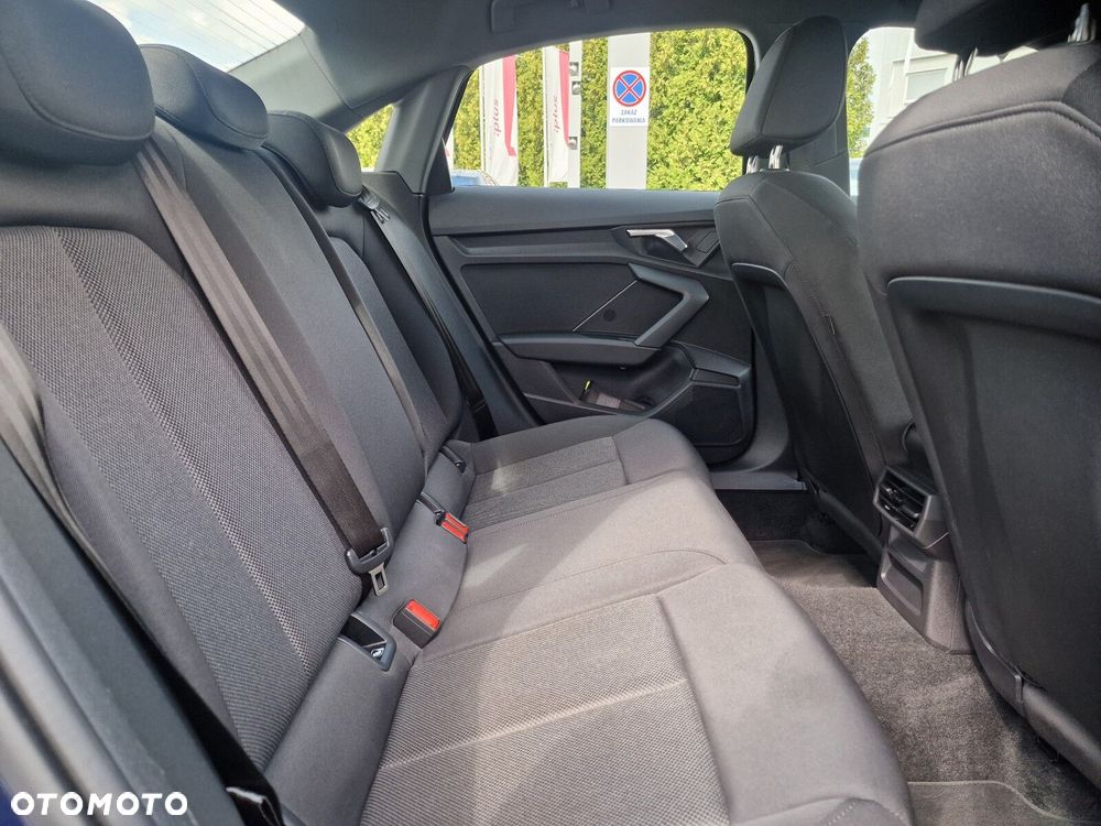 Audi A3 Limousine - 14