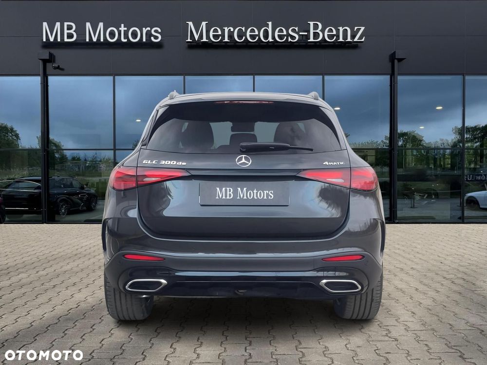 Mercedes-Benz GLC - 9