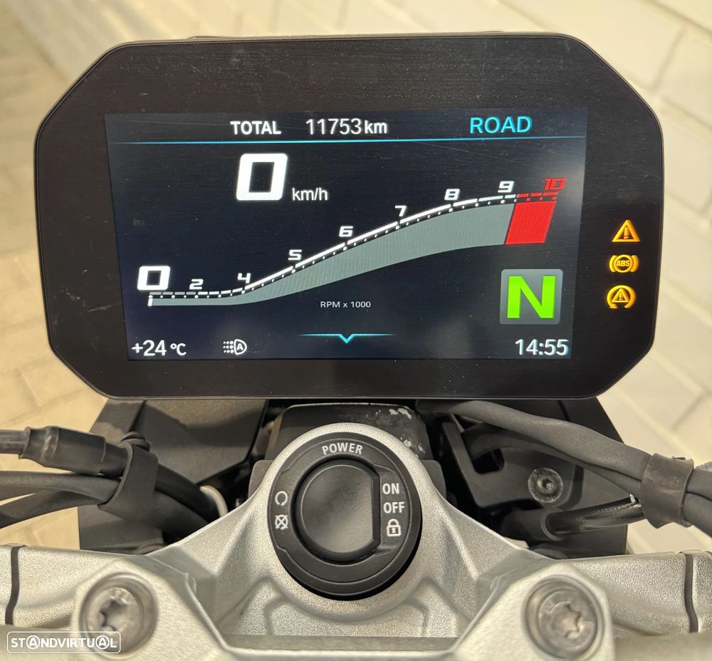 BMW F 900 R Rebaixada - 7