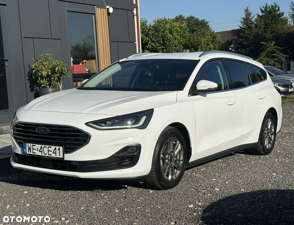Ford Focus 1.0 EcoBoost Hybrid TITANIUM STYLE - 6