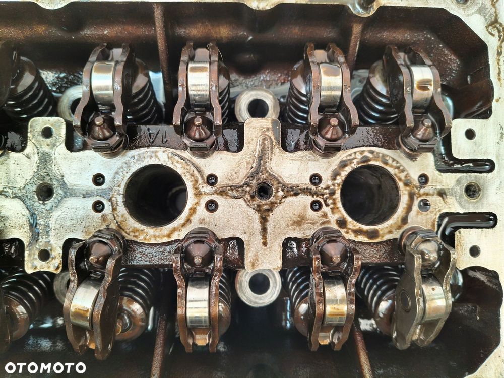GŁOWICA Z WAŁKAMI VW Golf V Passat B6 Touran 1.6 FSI 03C108358F 03C103475 - 8