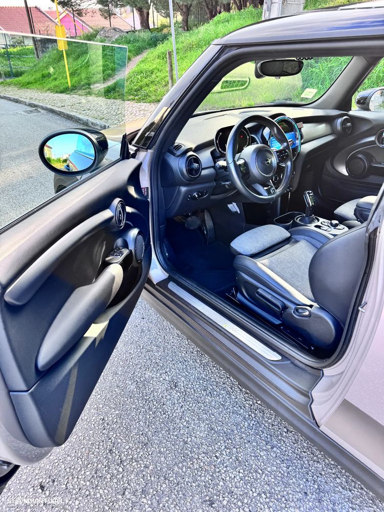 MINI 3 Portas Cooper SE - 26