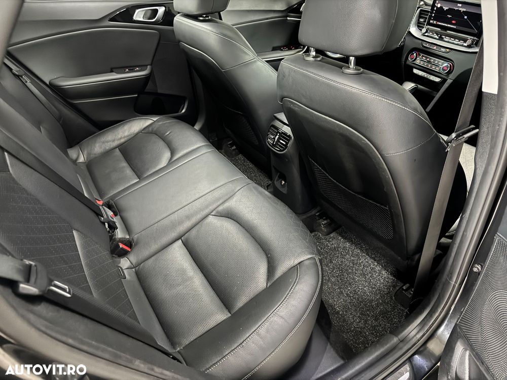 Kia XCeed 1.5 T-GDI OPF DCT7 PLATINUM EDITION - 23