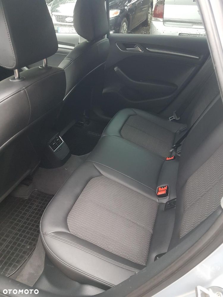 Audi A3 Sportback 1.6 TDI - 9