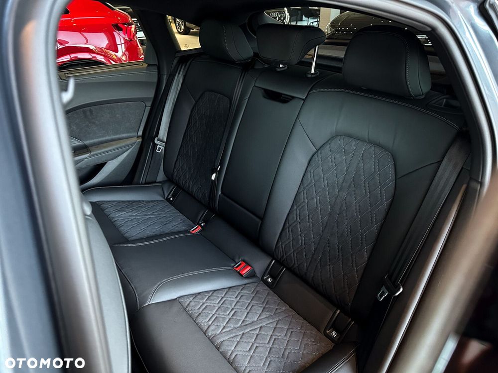 Audi A5 Limousine - 30