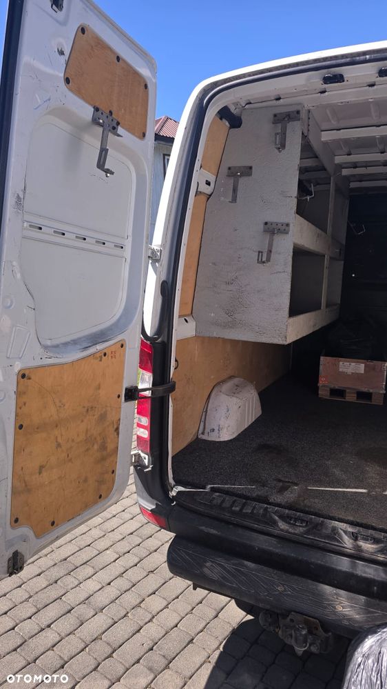 Mercedes-Benz Sprinter - 4