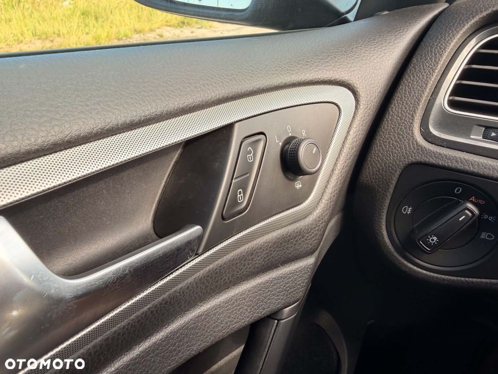 Volkswagen Golf 1.0 TSI Trendline - 31