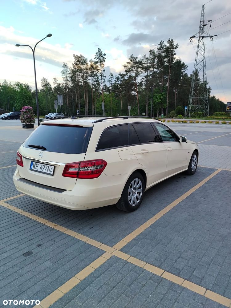 Mercedes-Benz Klasa E - 17