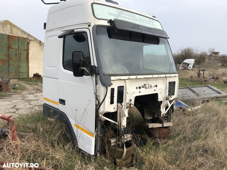 Cabina Volvo FH 12 2 bucati pe stoc Dezmembrari - 3